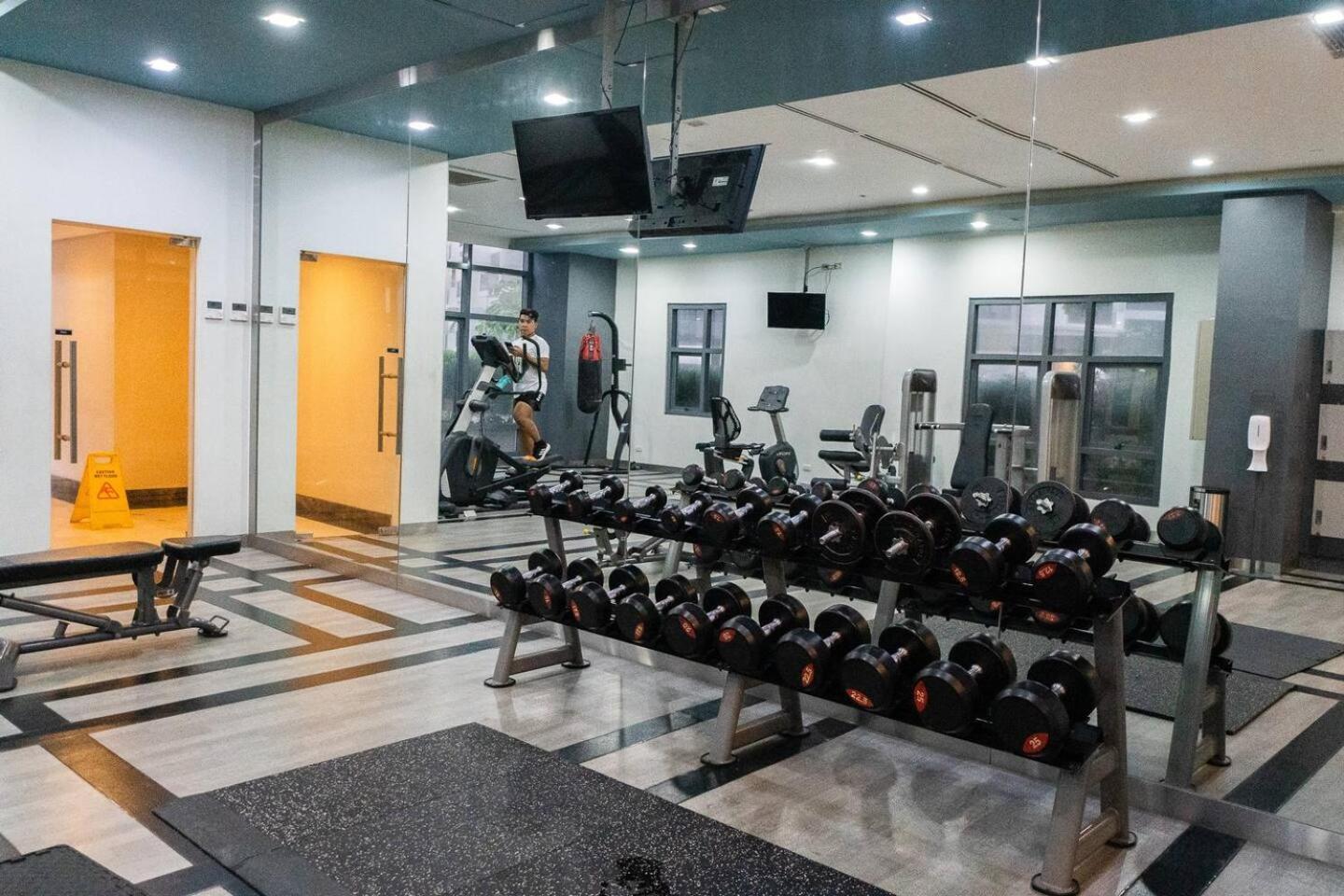 Apartment Stayhere At Viceroy Mckinley Hill Relax & Unwind